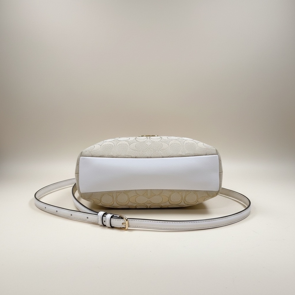 Coach Beige Signature Satchel Bag With Hand Crafted Purse Chain Necklace - Picture 3 of 11